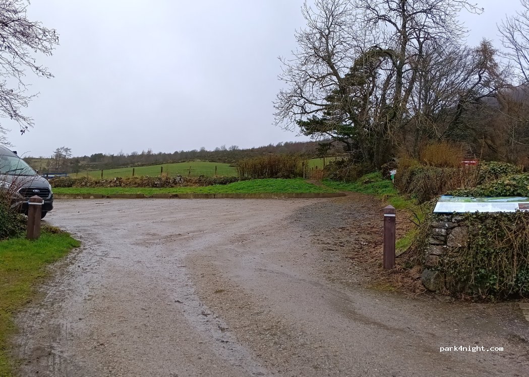 (AB54 4HH) Huntly - Unnamed Road — foto