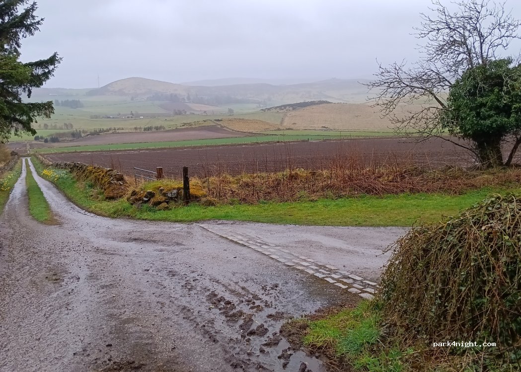 (AB54 4HH) Huntly - Unnamed Road — foto 2