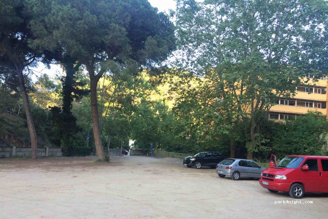 (17310) Lloret de Mar - 9 Avinguda Canyelles — foto
