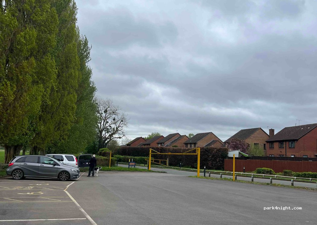 (GL2 9DW) Longford - 15 Plock Court — foto