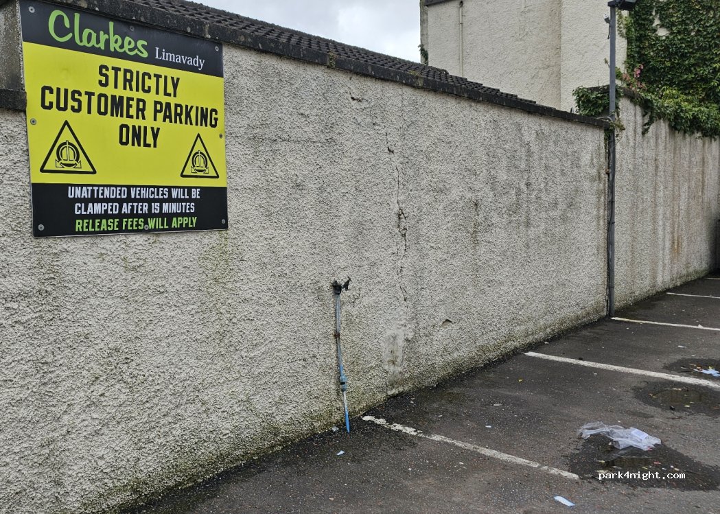 (BT49 9DB) Limavady - 68-70 Catherine Street — foto