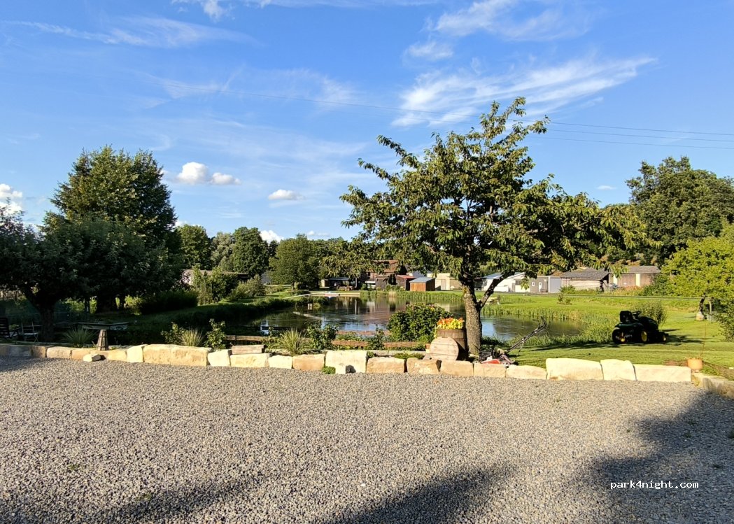Stellplatz-Am Lutzengraben-Burghaslach — foto 4