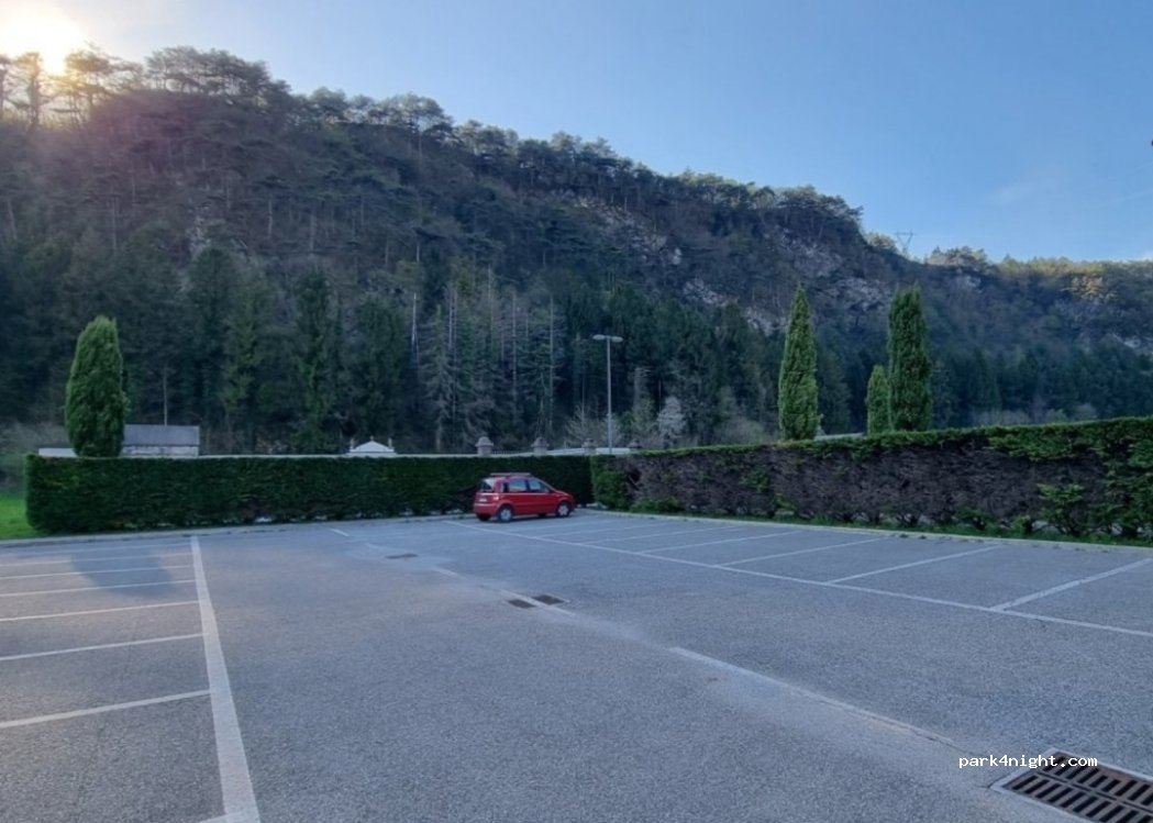 (33020) Cavazzo Carnico - Via della Barca — foto