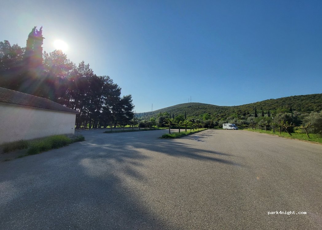 (331 00) Amfissa - Unnamed Road — foto 2