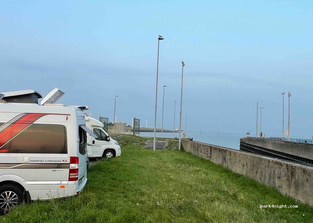 (4382 NN) Vlissingen - 11 Stationsplein — foto 3