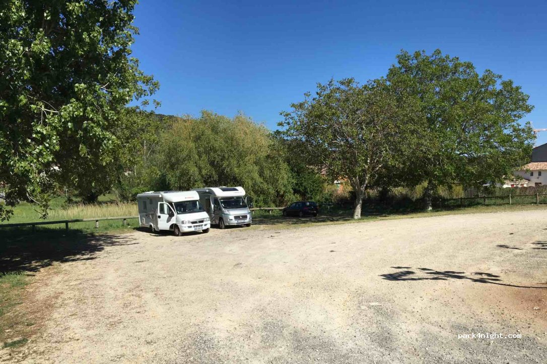 (83630) Aups - 206 Route de Tourtour — foto