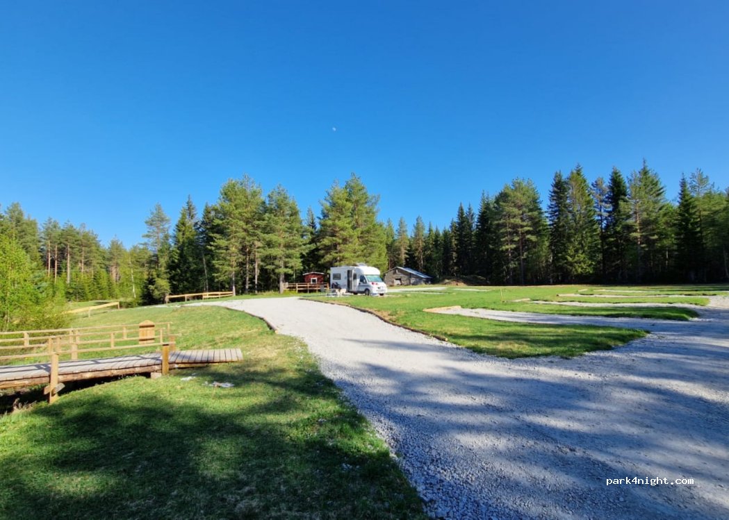 Strömbackens ställplatser och Bistro — foto 3