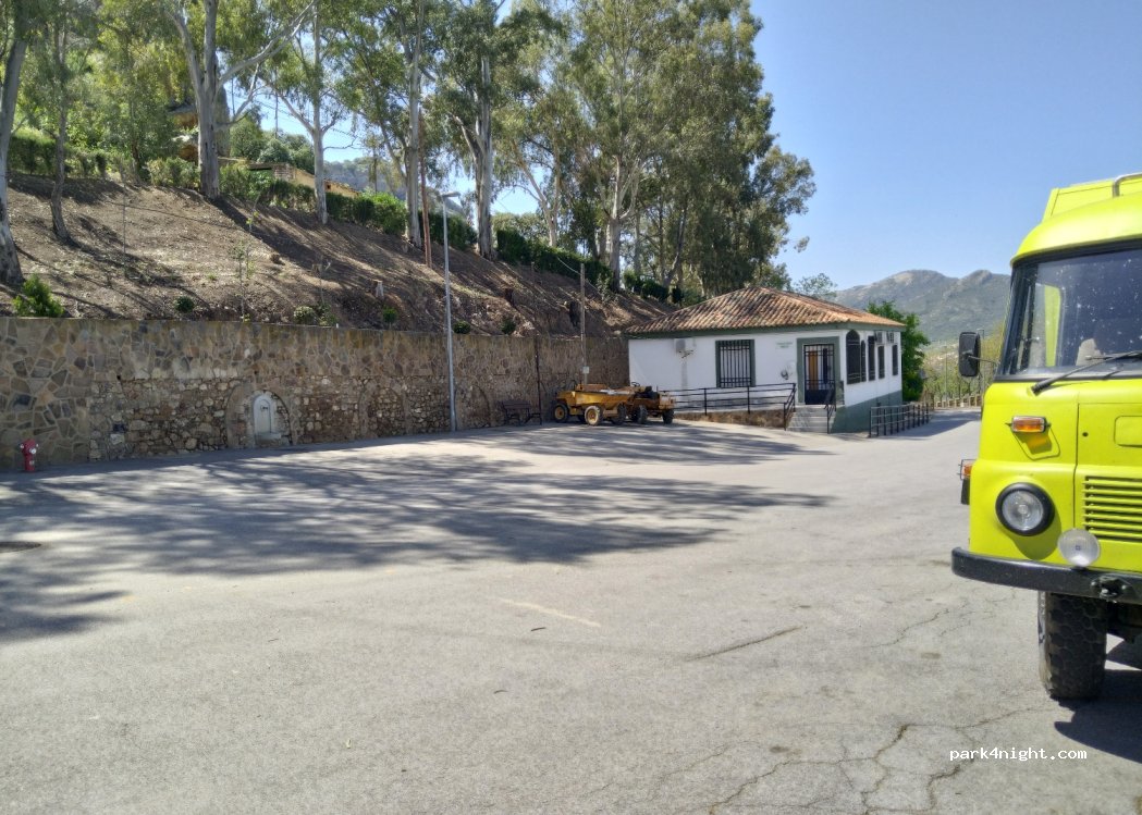 (06612) Capilla - 45 Calle Carretera — foto