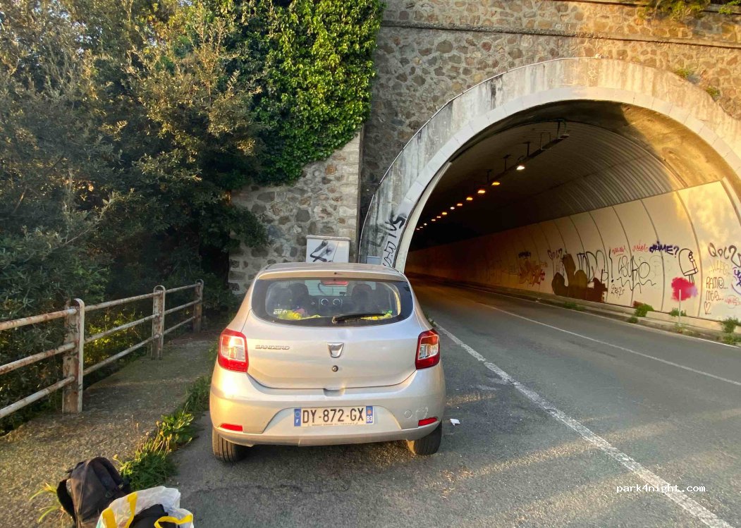 (19015) Levanto - Località Albero d'Oro — foto 3