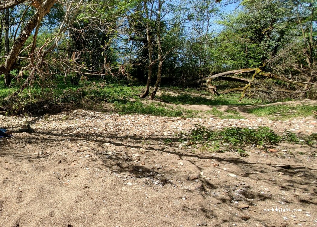 (86260) Angles-sur-l'Anglin - 1 Moulin de Remerle — foto
