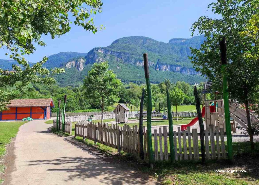 (39044) Neumarkt - 1 Rheinfeldenstraße — foto 3