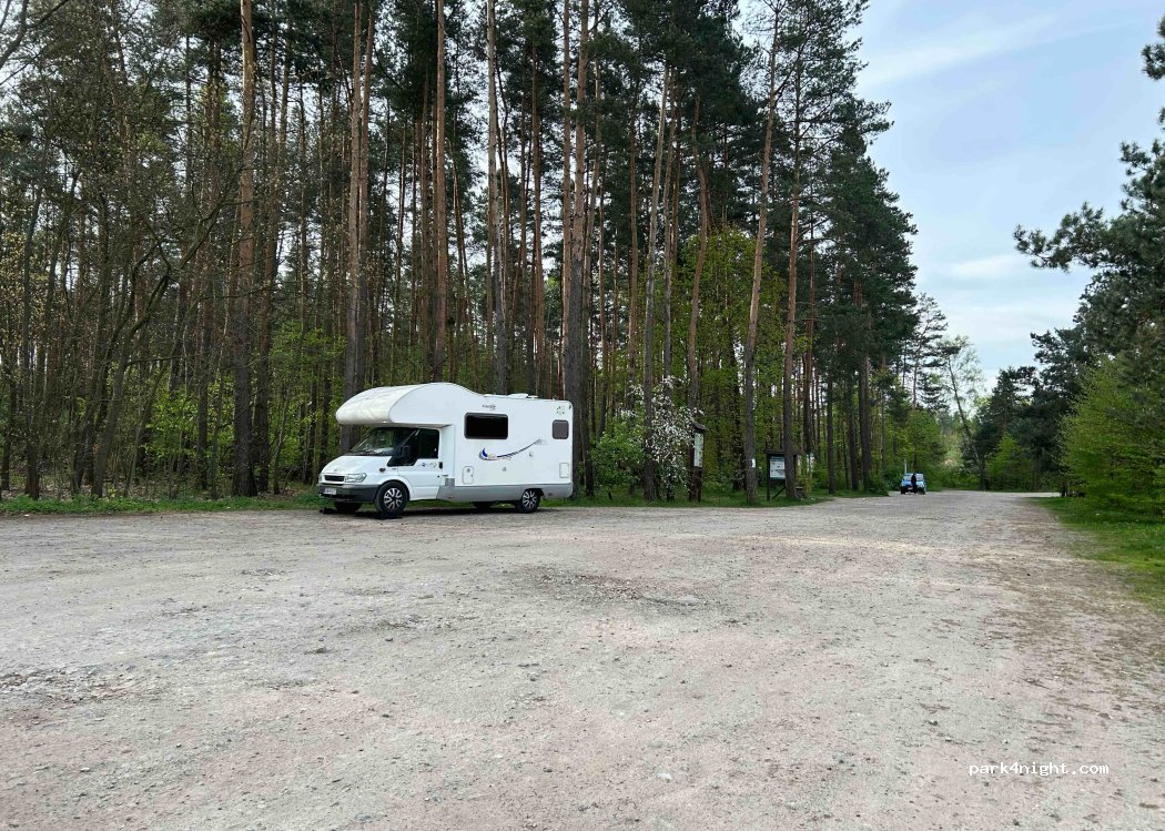 (32-300) Rabsztyn - Unnamed Road — foto 2