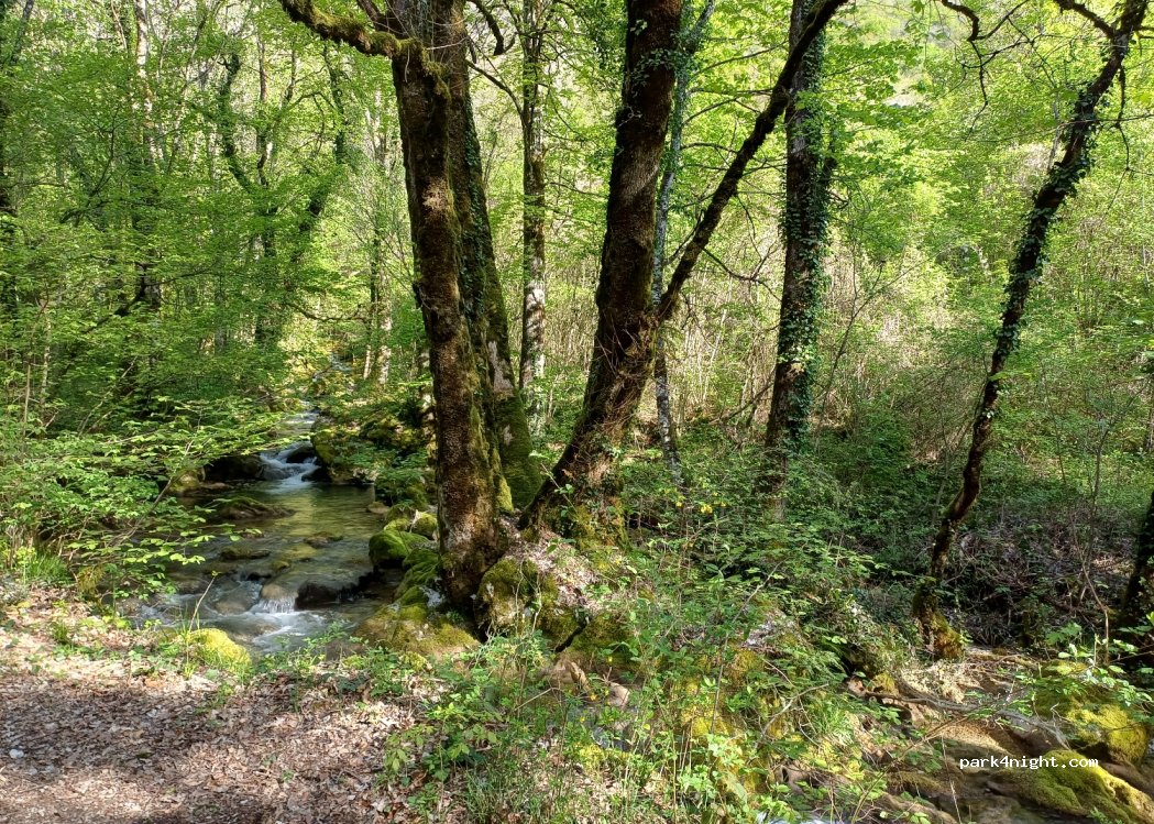 (01510) Virieu-le-Grand - — foto 2
