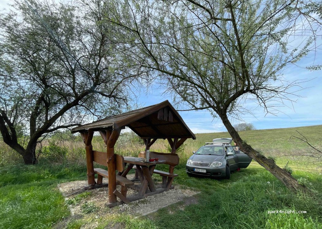 (2091) Etyek - Unnamed Road — foto 2