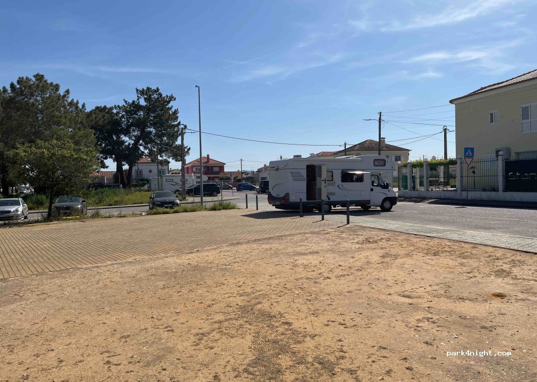 (2925-060) São Lourenço - 7 Rua Ana de Castro Osório — foto