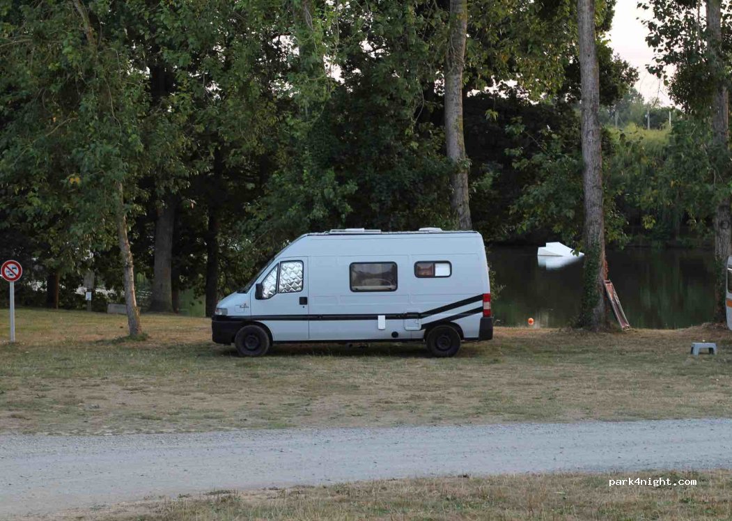 (22270) Jugon-les-Lacs - 2 Route de Jugon — foto 2
