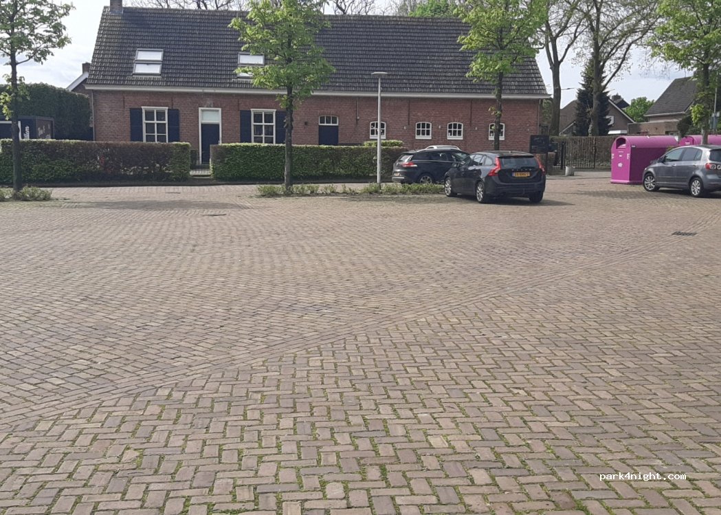 (4882 BE) Zundert - 5 Klein Zundertseweg — foto