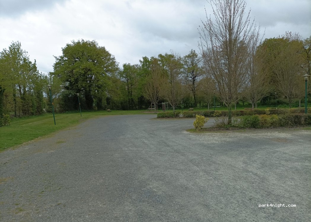 (79300) Bressuire - 1 Rue de la Broglienne — foto 2