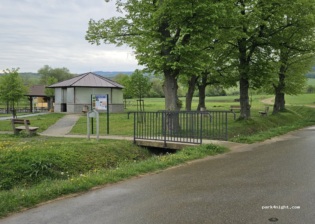 (687 53) Suchá Loz - Unnamed Road — foto