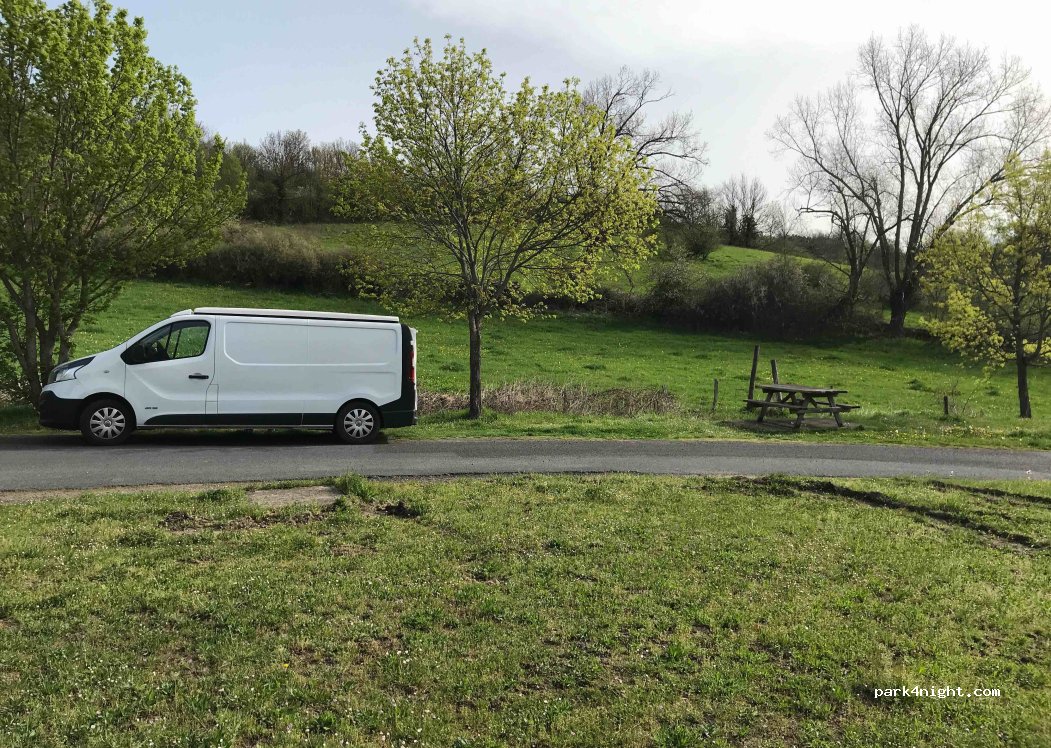 (63710) Saint-Nectaire - D996 — foto