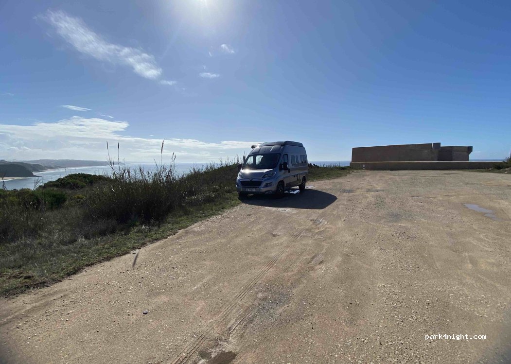 (2530) Lourinhã - Unnamed Road — foto 4