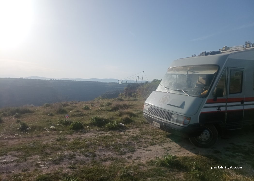 (64900) Dilaver - — foto