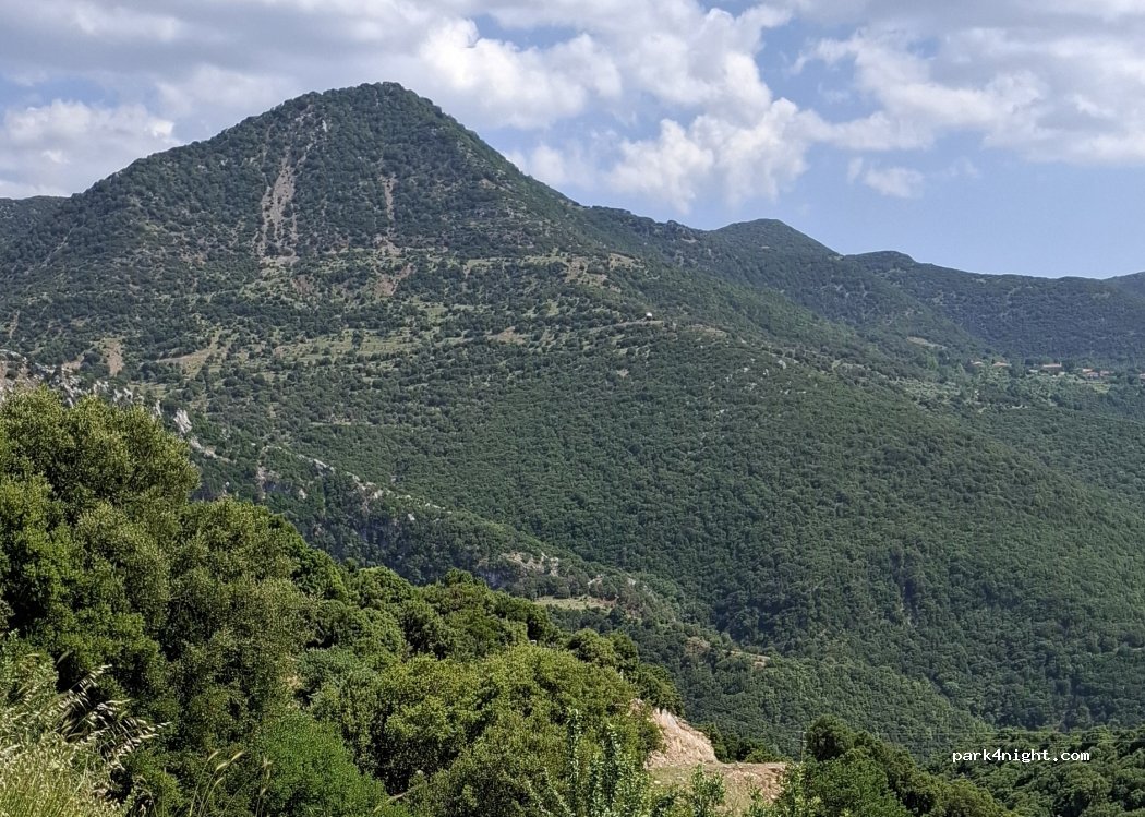 (270 63) Lampia - Greek National Road 33 — foto 4