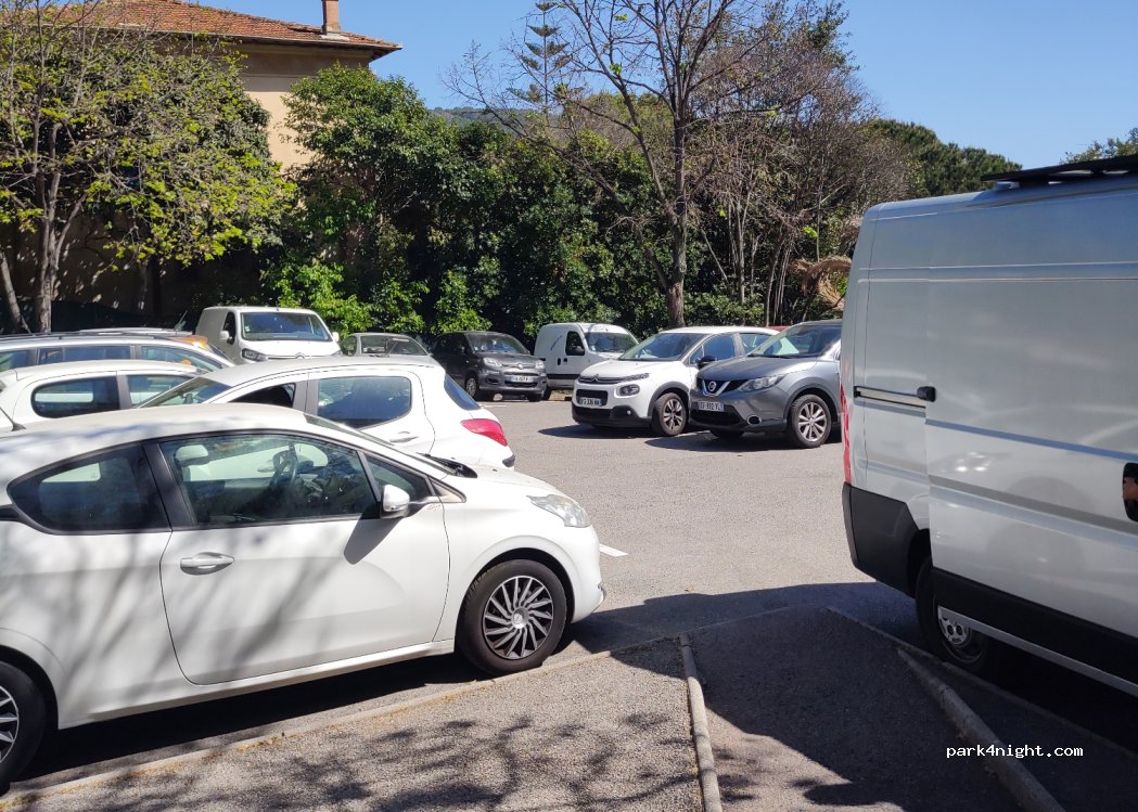 (06110) Le Cannet - 21 Rue des Oliviers — foto