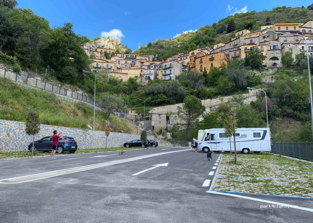 (85010) Castelmezzano - Piazza Michele Paternó — foto 4
