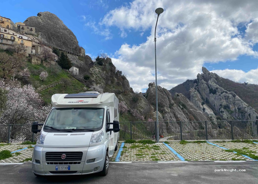 (85010) Castelmezzano - Piazza Michele Paternó — foto 5