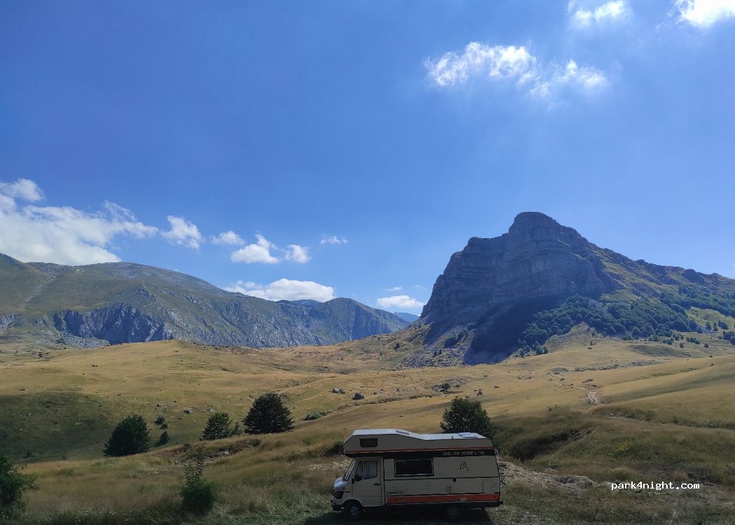 () Izgori - — foto