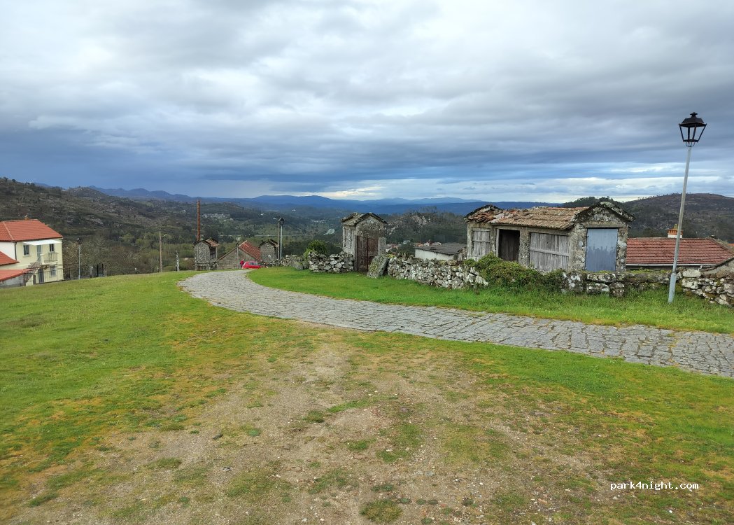 (32411) Ourense - 54 Lugar Serra — foto 4