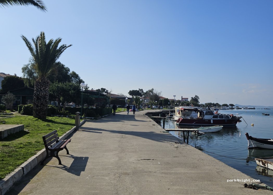 (10400) Ayvalık - 6 Yunus Emre Caddesi — foto 2