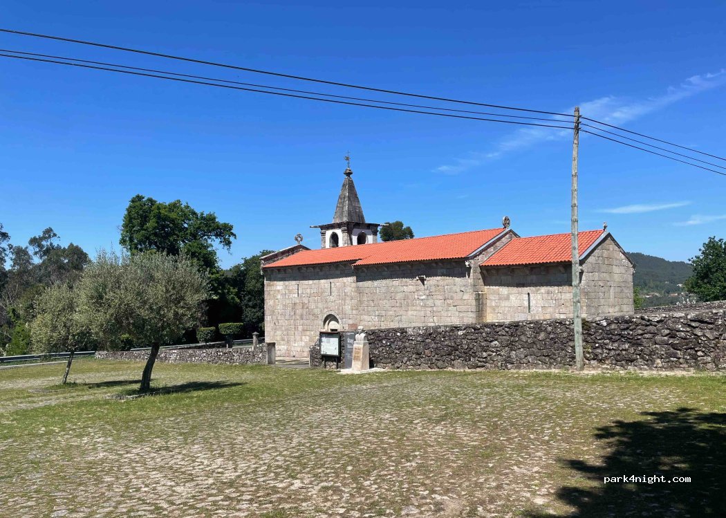 (4940-132) Rubiães - EM1073 — foto