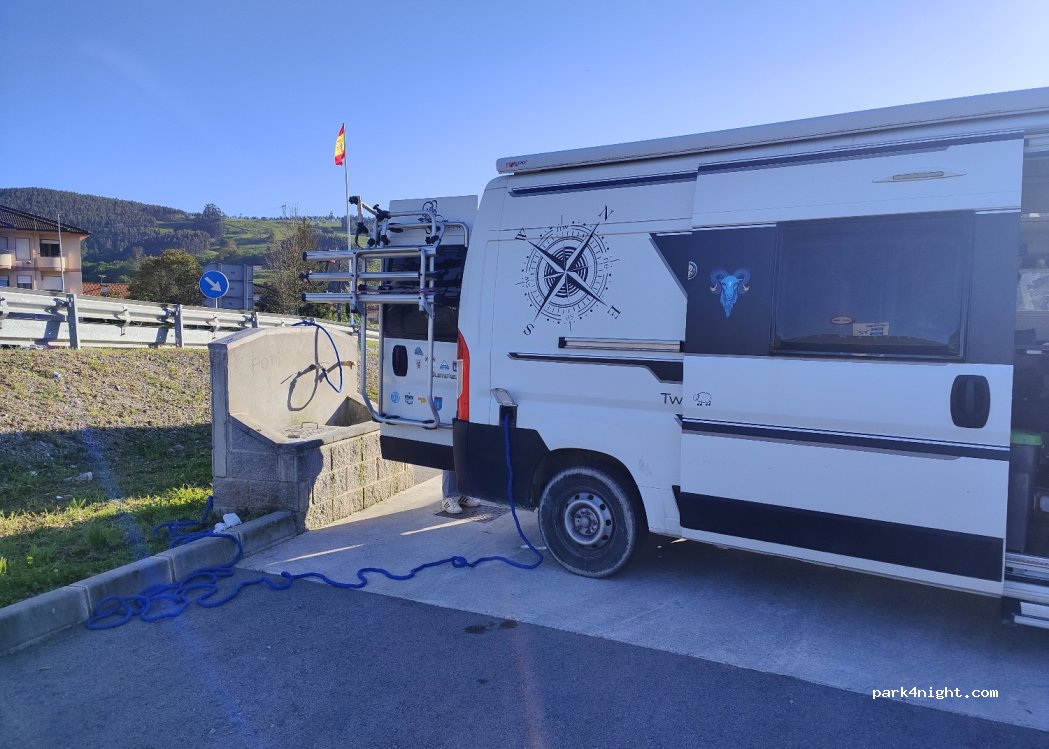Área de Autocaravanas de Castañeda — foto