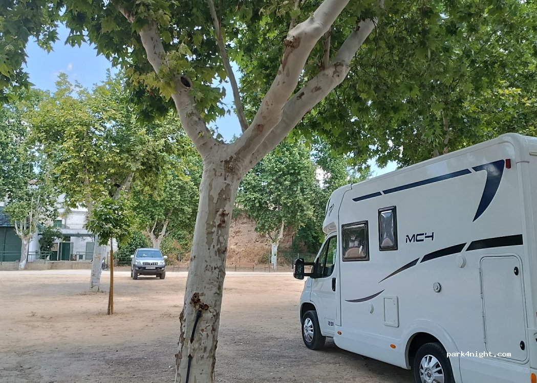(23740) Andújar - 1 Paseo Colón — foto 2