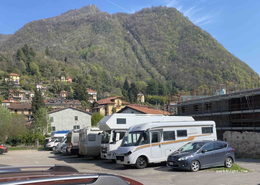 (21014) Laveno-Mombello - 6 Via San Michele — foto 3
