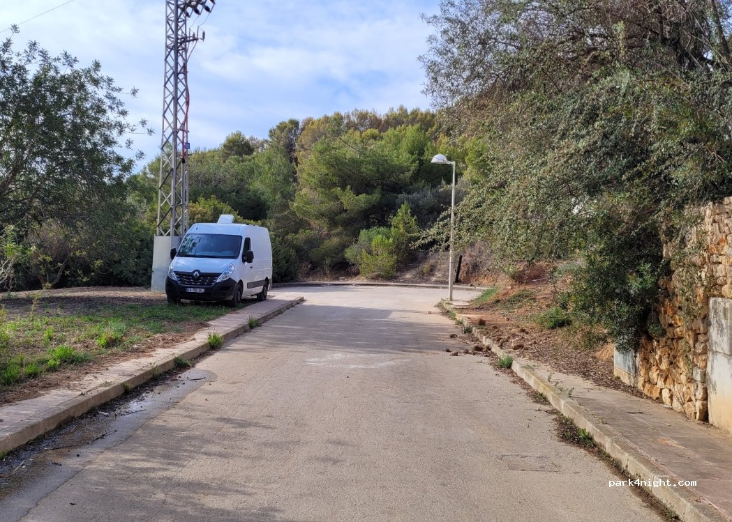 (03720) Benissa - 20 Plaça Poligono 28 — foto
