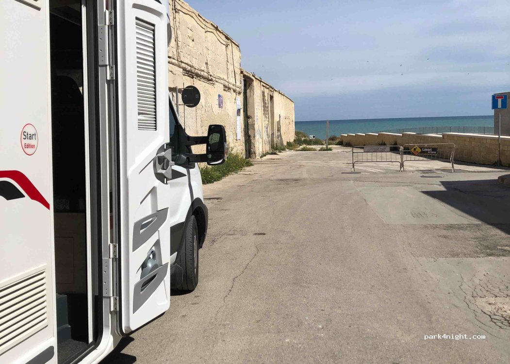 (76125) Trani - 7 Via Maiorano — foto