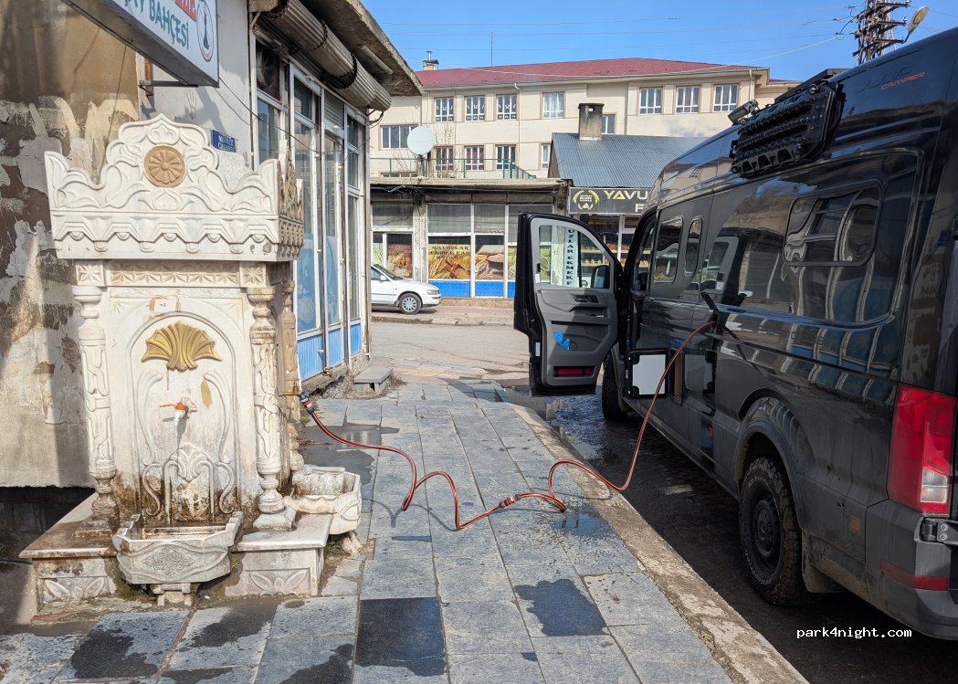 (65700) Gevaş - 37 Yüzüncüyıl Caddesi — foto 2