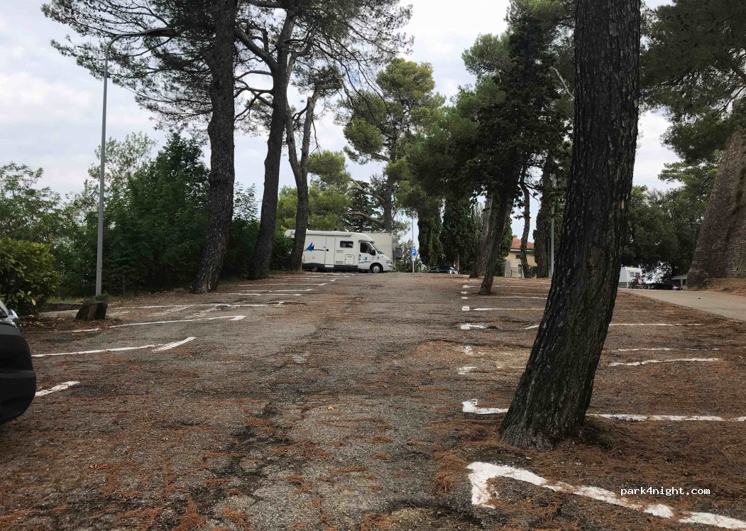 (61029) Urbino - Viale Bruno Buozzi — foto