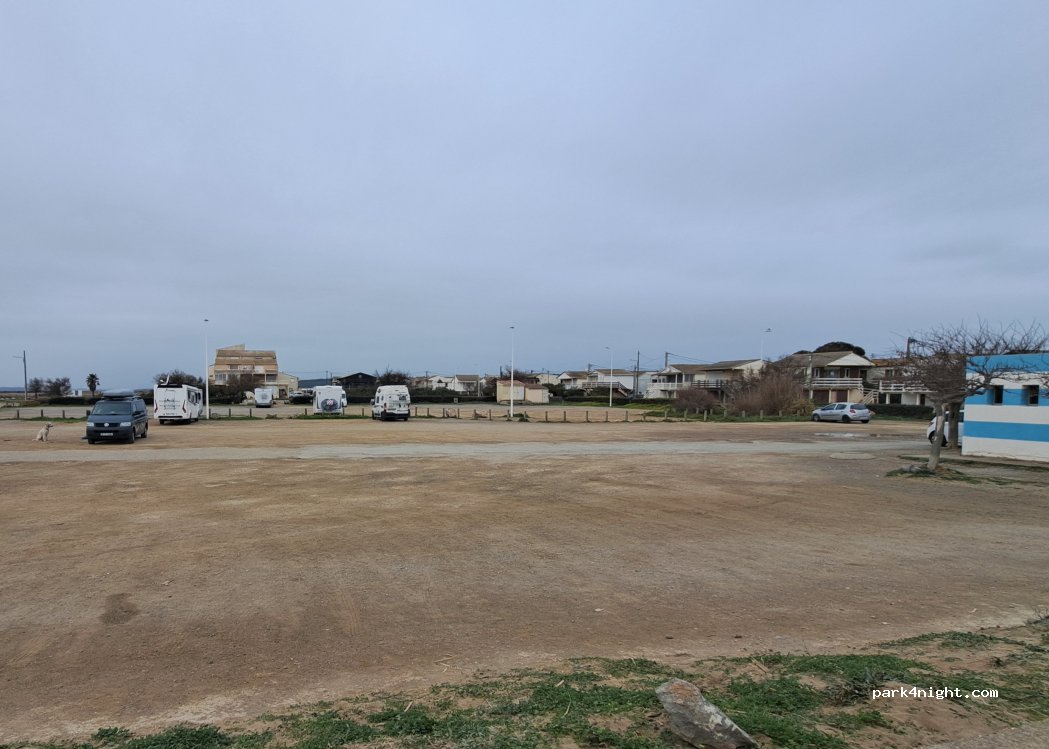 Aire de camping-cars Plage des Chalets — foto 5