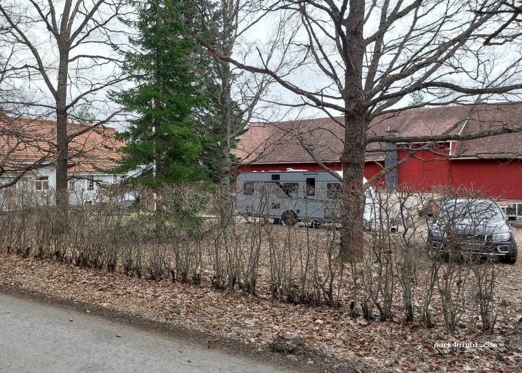 Narvan Maatilamajoitus Helenan Kanat ja Kammarit — foto