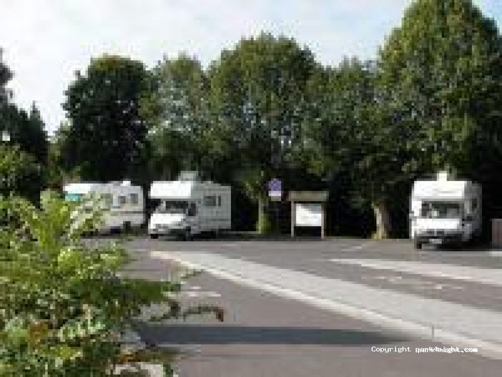 (80600) Doullens - 2 Rue du Pont à  l'Avoine — foto