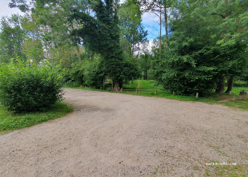(89100) Maillot - 3 Route de Sens — foto