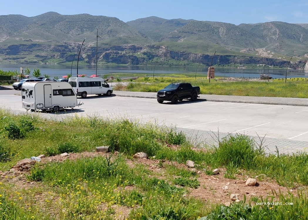 (72350) Batman Merkez - Unnamed Road — foto