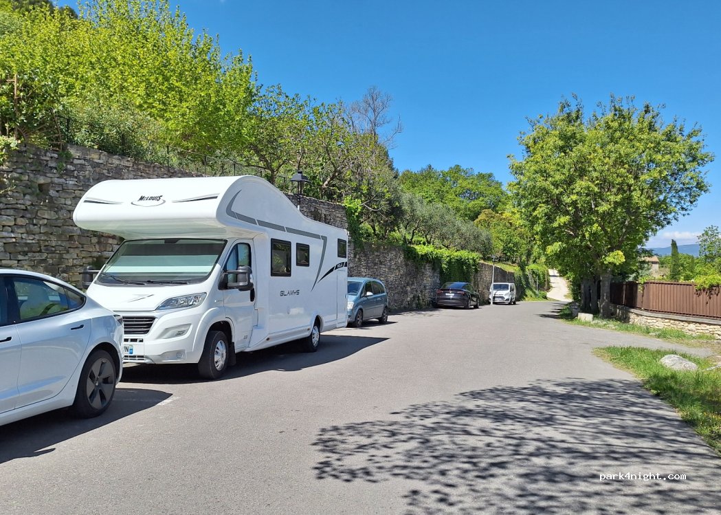(84480) Lacoste - 132 Chemin de Saint-Véran — foto