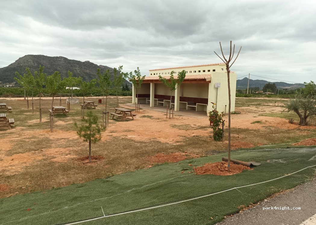 (46668) Llocnou d'en Fenollet - 44 Plaça Poligono 2 — foto