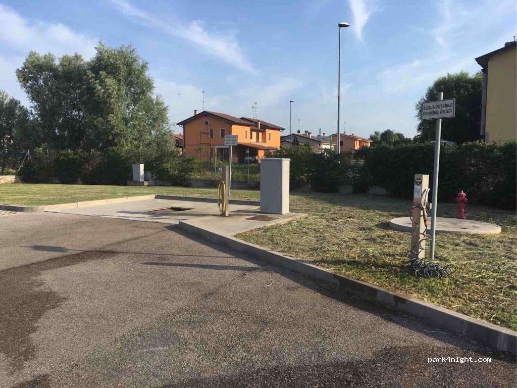 (45020) Castelguglielmo - Via Alessandro Volta — foto 3