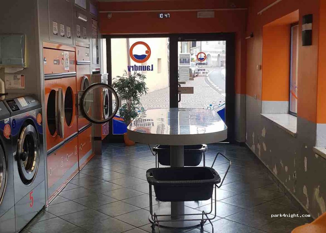 (38011) Cavareno - 28 Piazza G. Prati — foto